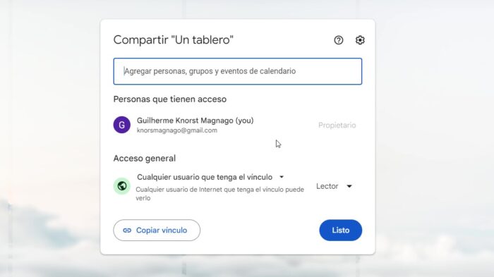 agregar el correo electronico de las personas o copiar el enlace